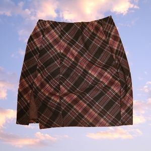 Fashion Nova plaid pink and navy mini skirt size medium